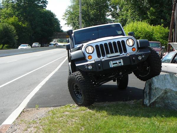 Fab Fours - Fab Fours Lifestyle Winch Front Bumper JK07-B1851-1