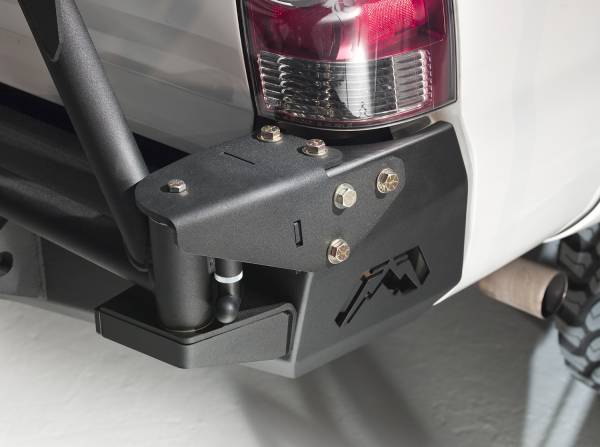 Fab Fours - Fab Fours Spare Tire Carrier TT-Y1351T-1