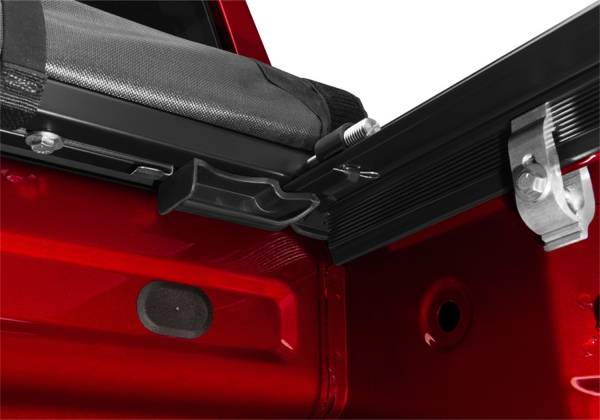 Truxedo - Truxedo Lo Pro-14-18 (19 Leg/Lim) Silv/Sierra 1500/15-19 2500HD/3500HD 8ft. 572201