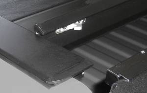 Roll N Lock - Roll N Lock M-SERIES RETRACTABLE COVER LG448M - Image 3