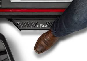 N-Fab - N-Fab Predator Pro - Cab Len (2 Steps) - 15-21 Col/Can Crew - TX Blk PRG1571CC-TX - Image 2