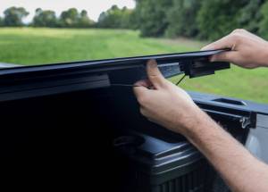 TrailFX - TrailFX Hard Tri Fold Low Profile Lockable Using Tailgate Handle Lock Fiber Reinforced TFX5521 - Image 5