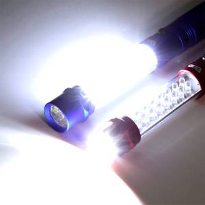 Smittybilt - Smittybilt Flashlight - Gb8 - 8" Led - 3 In 1 Light - Red L-1407RD - Image 3